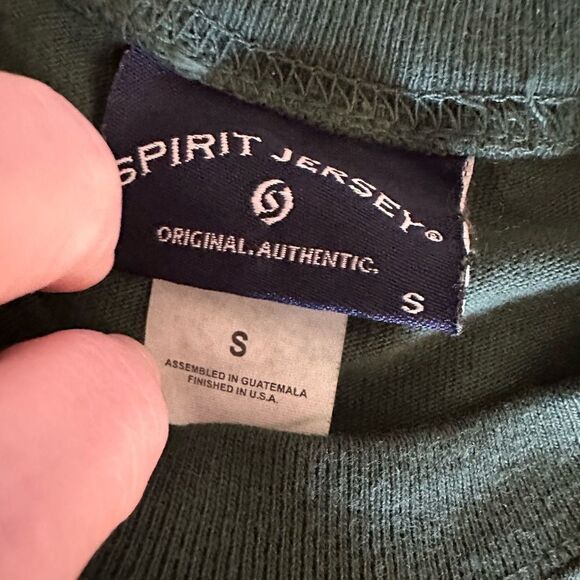 NWOT Spirit Jersey Unisex Green Long Sleeve Robin Hood Jersey Tee - Size Small - Picture 3 of 4